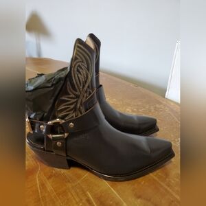 Sz 40 R13 $1395 Cowboy backless leather boots